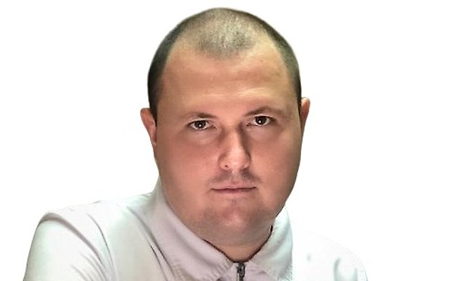 Ломакин Юрий Валерьевич