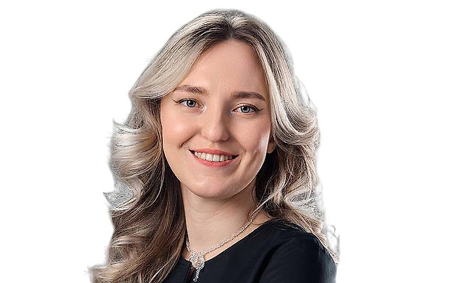 Хохлачева Марина Дмитриевна