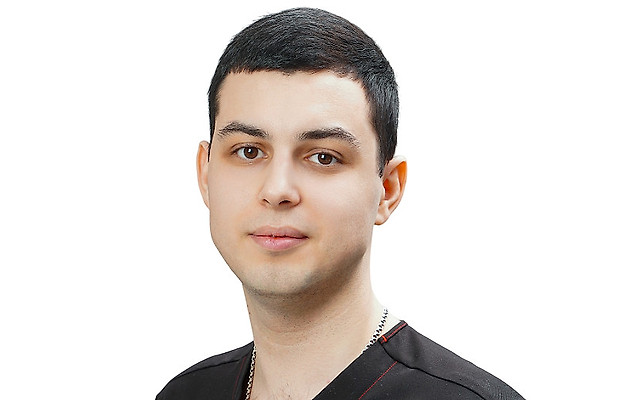 Меретуков Азамат Хусейнович
